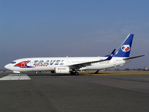 travel_service_737_800