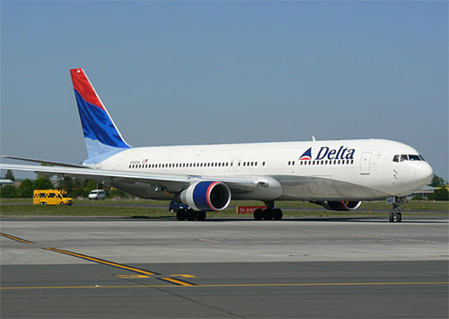 delta-air-lines-boeing-767-300er-1