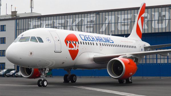 CSA-letadlo-boeing-737